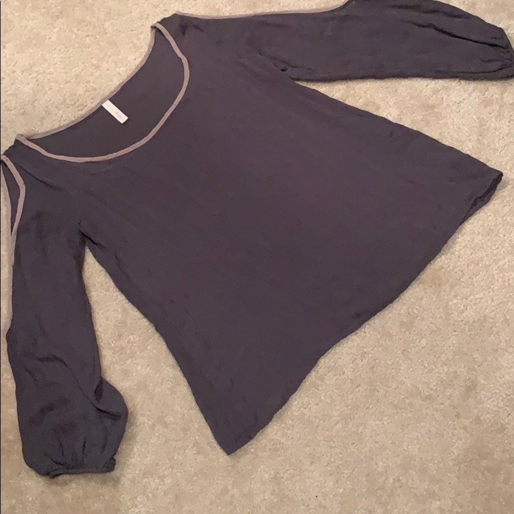 Primi Supersoft cold shoulder charcoal/tan trimmed